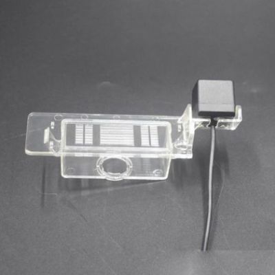 Camera video auto dedicata pentru mersul cu spatele compatibila cu Kia K5 deschidere 120 de grade instalare la becul de la numa